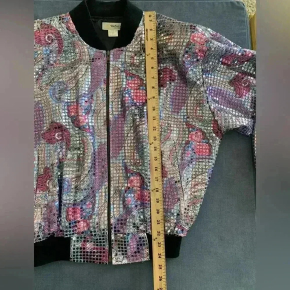 Woman’s Metro High Fashion Paisley Sequined Retro Flashy Long Sleeved Jacket VTG - Picture 9 of 9